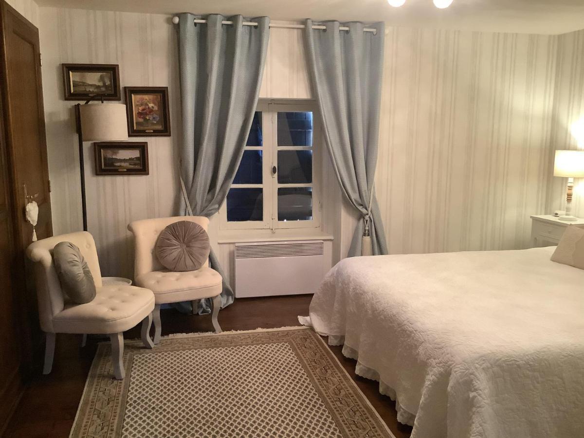 La Maison Bleue Juillac  Bagian luar foto
