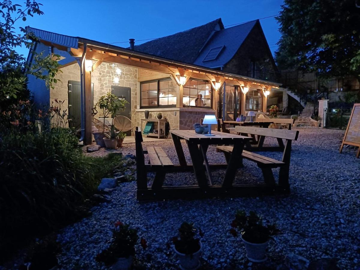 La Maison Bleue Juillac  Bagian luar foto